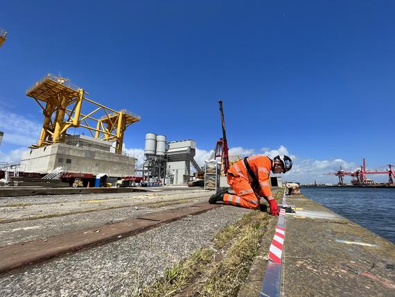 GEO-Instruments HLC Hinkley Dock Edge Engineer
