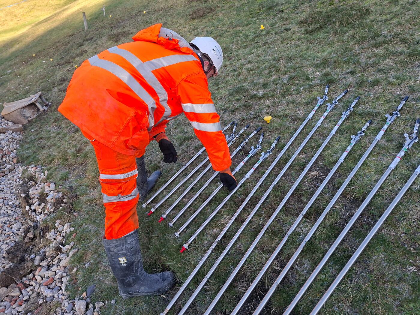 GEO-Instruments Dam Monitoring IPIs