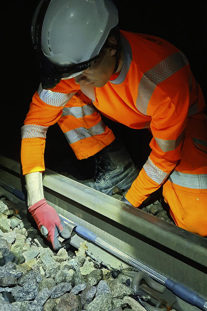 Engineer Installing a ShapeArray